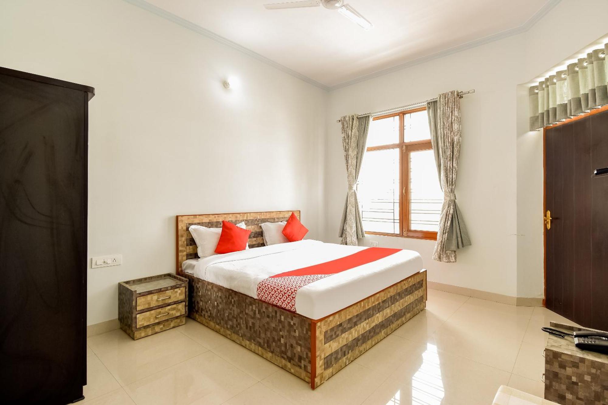 Hotel O Kusum Lodge Pandu Ngoại thất bức ảnh