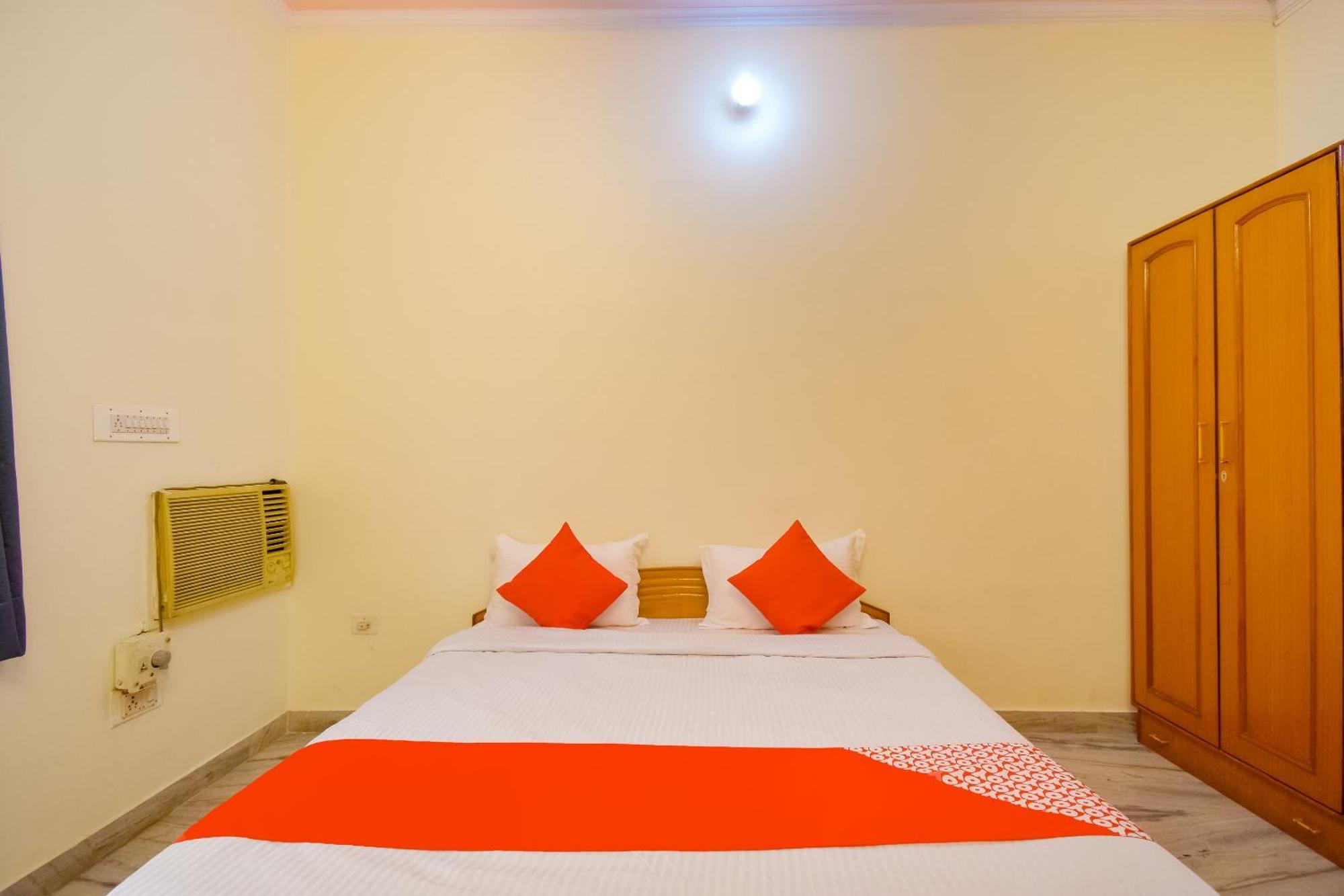 Hotel O Kusum Lodge Pandu Ngoại thất bức ảnh