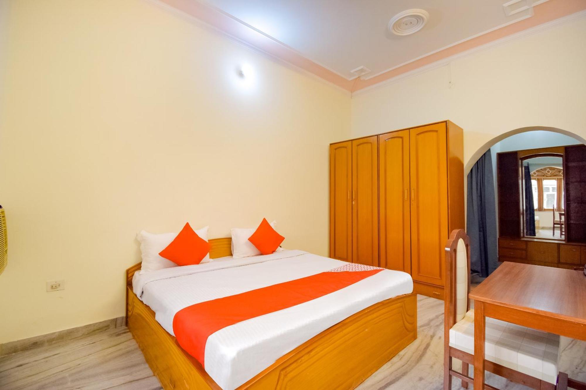 Hotel O Kusum Lodge Pandu Ngoại thất bức ảnh